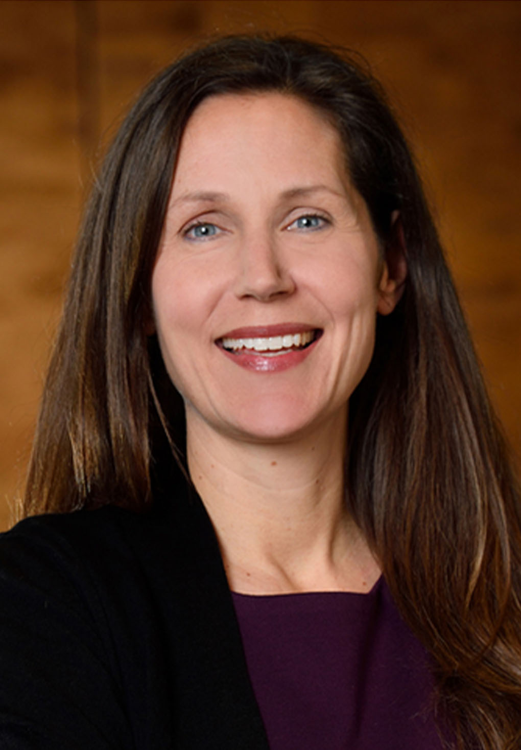 Amy Saxe-Custack Headshot